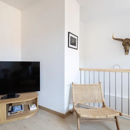 Σπίτι διακοπών Au Calme Avec Lits Queen Size Proche Clermont A La Mouteyre