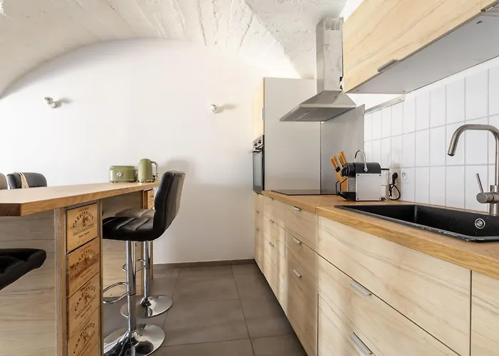 Au Calme Avec Lits Queen Size Proche Clermont A La Mouteyre * Chanat-la-Mouteyre