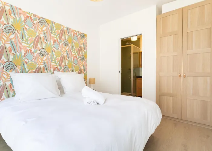 Holiday home Au Calme Avec Lits Queen Size Proche Clermont A La Mouteyre *