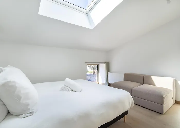 Holiday home Au Calme Avec Lits Queen Size Proche Clermont A La Mouteyre Chanat-la-Mouteyre