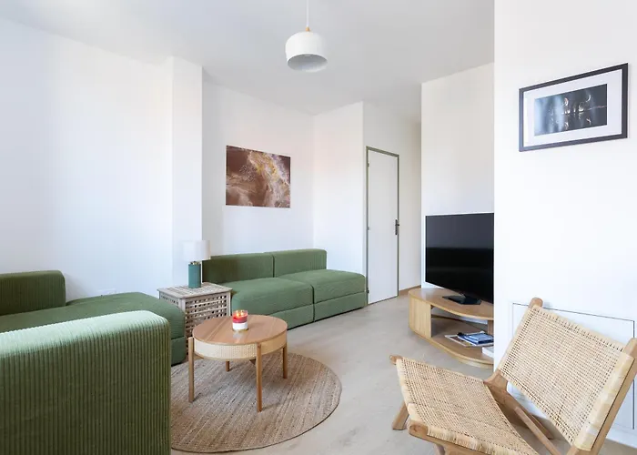 Au Calme Avec Lits Queen Size Proche Clermont A La Mouteyre Holiday home Chanat-la-Mouteyre