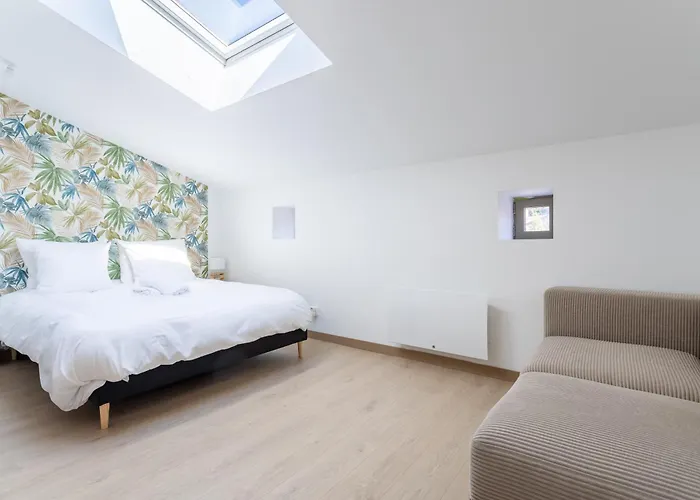 Holiday home Au Calme Avec Lits Queen Size Proche Clermont A La Mouteyre *